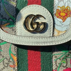 Meet your Posher, Lanie